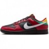 Chaussures Nike Dunk Low Retro LTD pour homme (FZ3057-001, noir/rouge gym/or université/blanc)