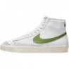 Chaussures de basket-ball Nike Blazer Mid '77 pour hommes